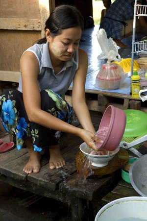 woman washing up.jpg